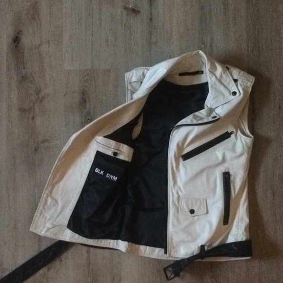 BLK DNM Iconic Two-Tone Paneled Leather Motorcycle - Picture 3 of 5